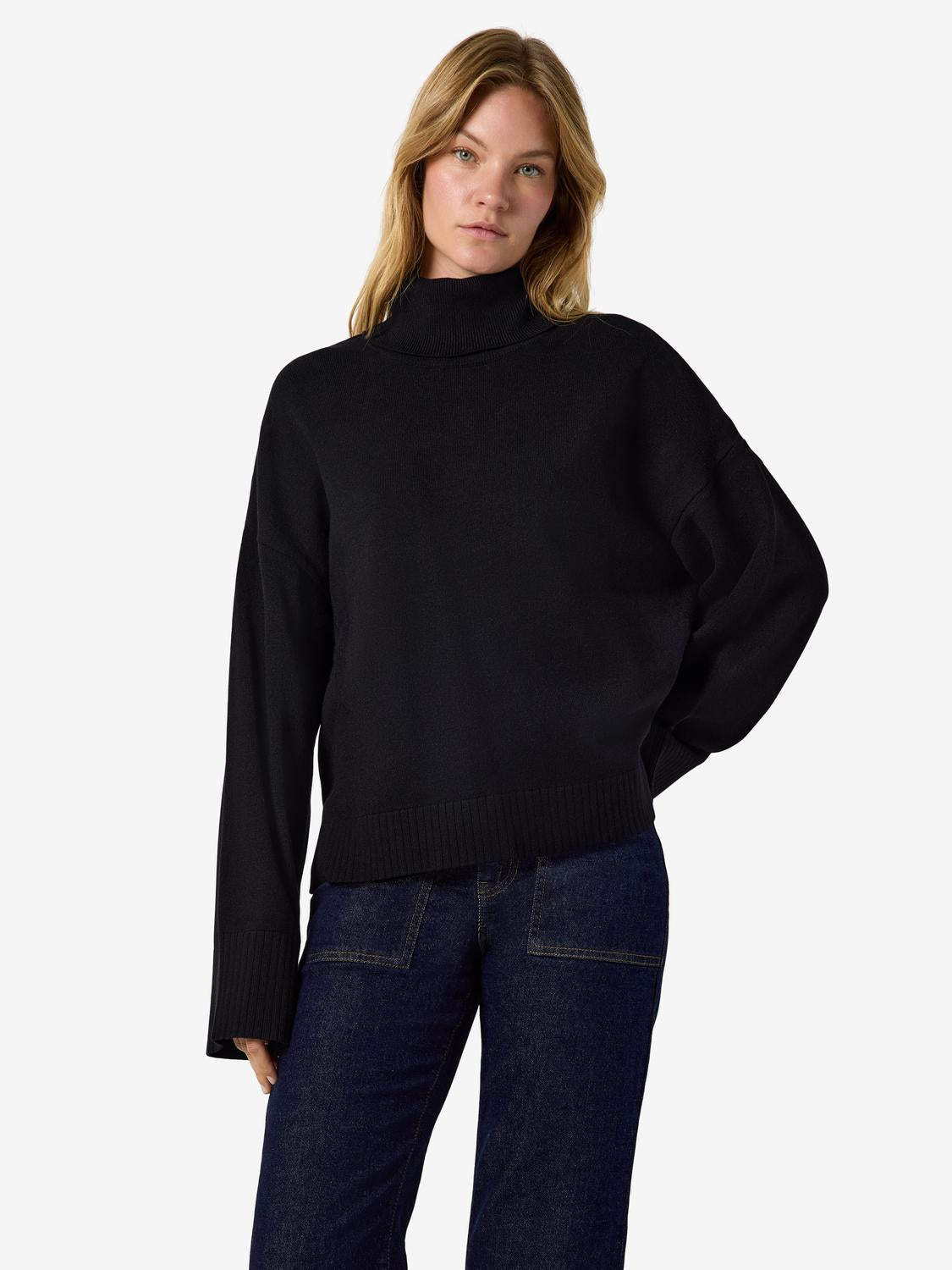 model_shot-front